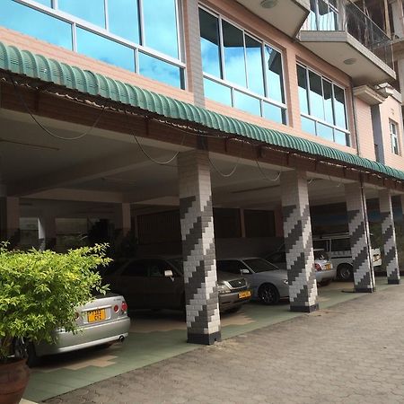 Mc-Elly'S Hotel Arusha Dış mekan fotoğraf